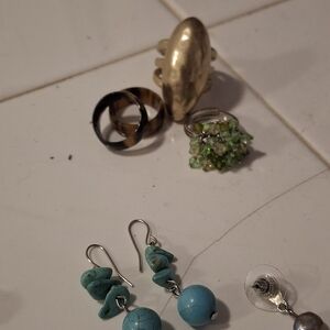 Elegant & Classy Jewelry To Seal The Deal Night Or Day